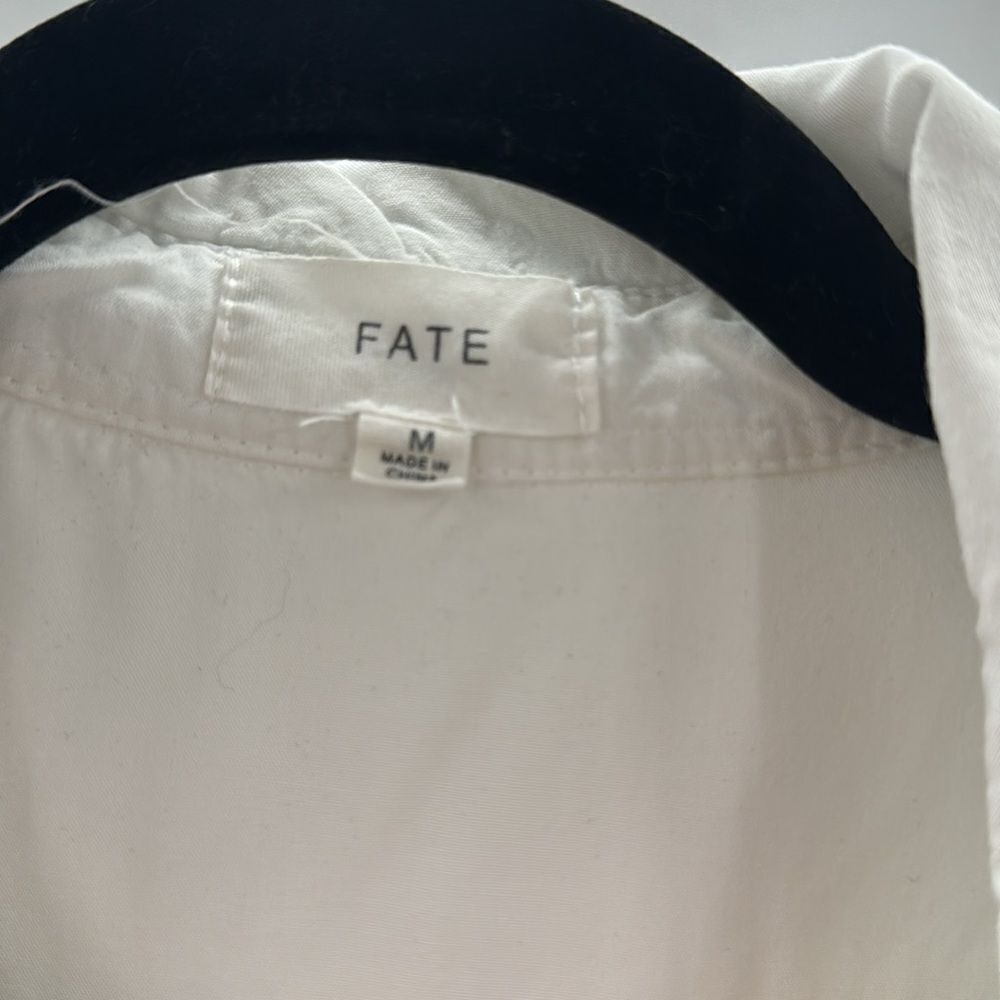 3For$20 Fate White Snap Blouse. With Gold Stud Detailing size M - Picture 3 of 4